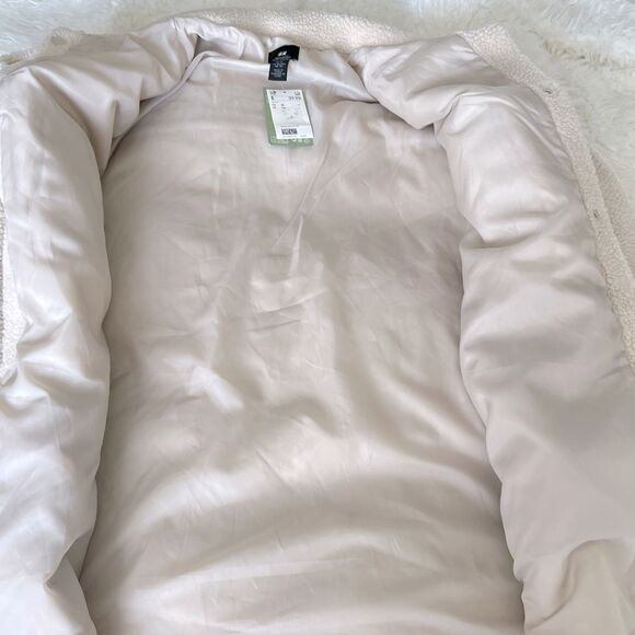 H&M RELAXED FIT FAUX SHEARLING OVERSHIRT - Picture 5 of 5